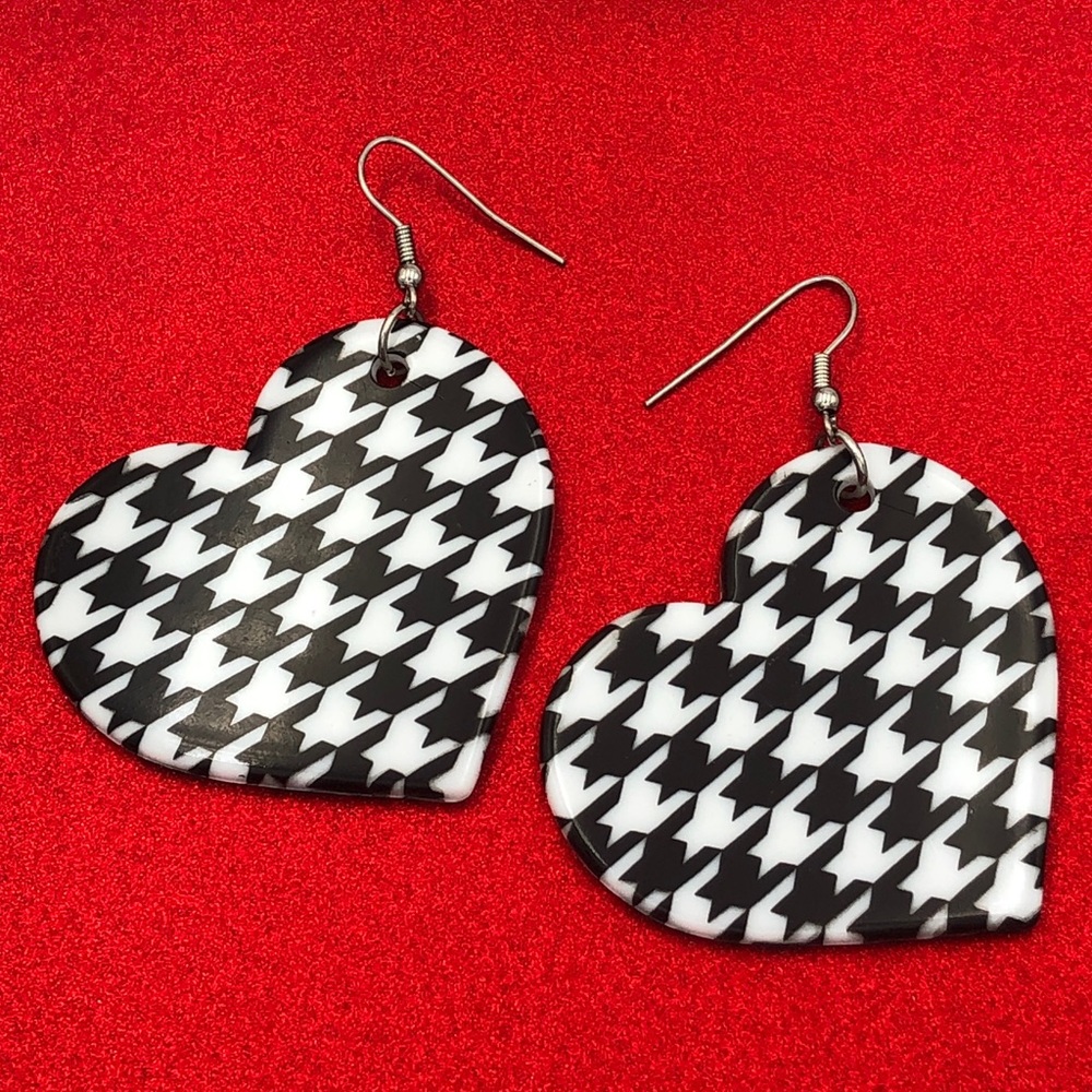 🌼 Houndstooth Heart Earrings Alabama